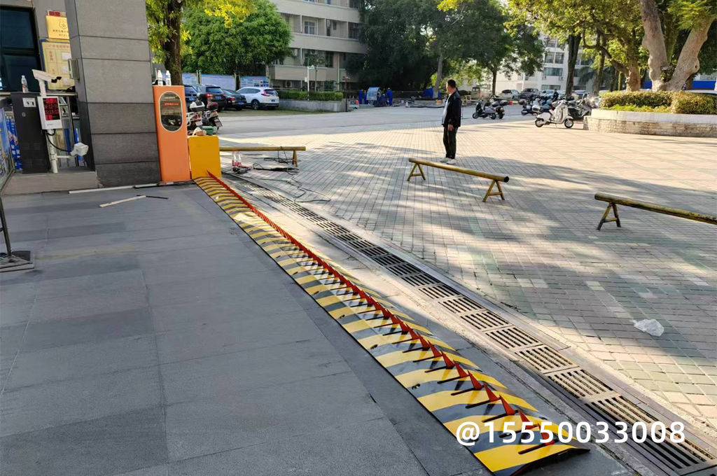 發(fā)電廠空壓站免預(yù)埋破胎器(圖1) 發(fā)電廠空壓站免預(yù)埋破胎器(圖1)